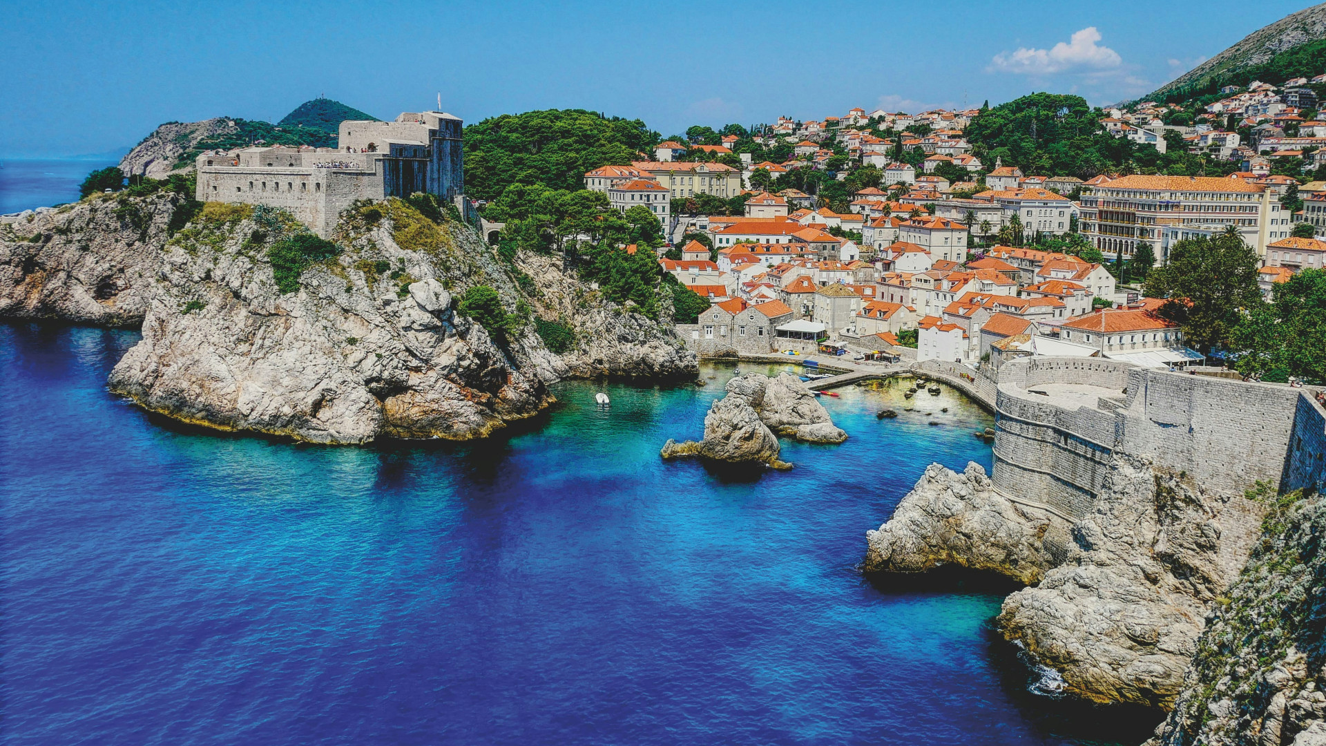 Comparaison des offres all inclusive vs séjours à la carte pour un voyage en Croatie